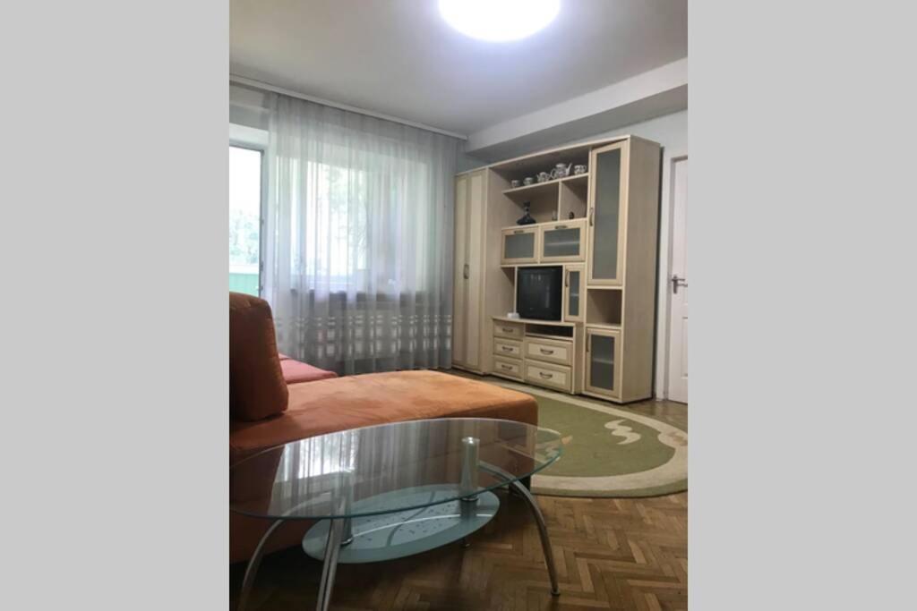 Уютненькая Квартирка Kyiv Exterior foto
